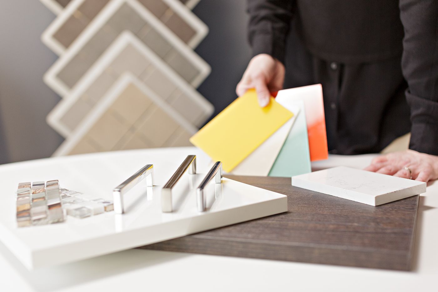 Kun olet ajoissa liikkeellä, pääset valitsemaan asuntojen pintamateriaalit ja kodinkoneet.